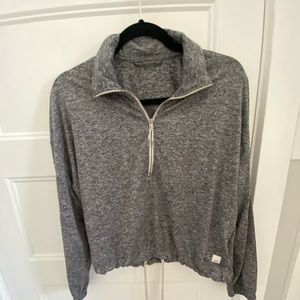 Vuori quarter zip sweatshirt